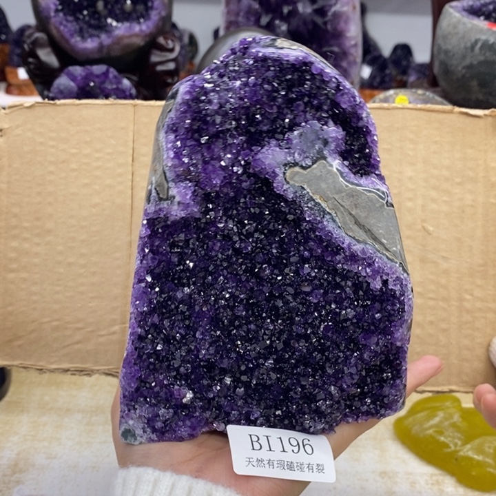 水晶未镶嵌大型摆件（非配饰）