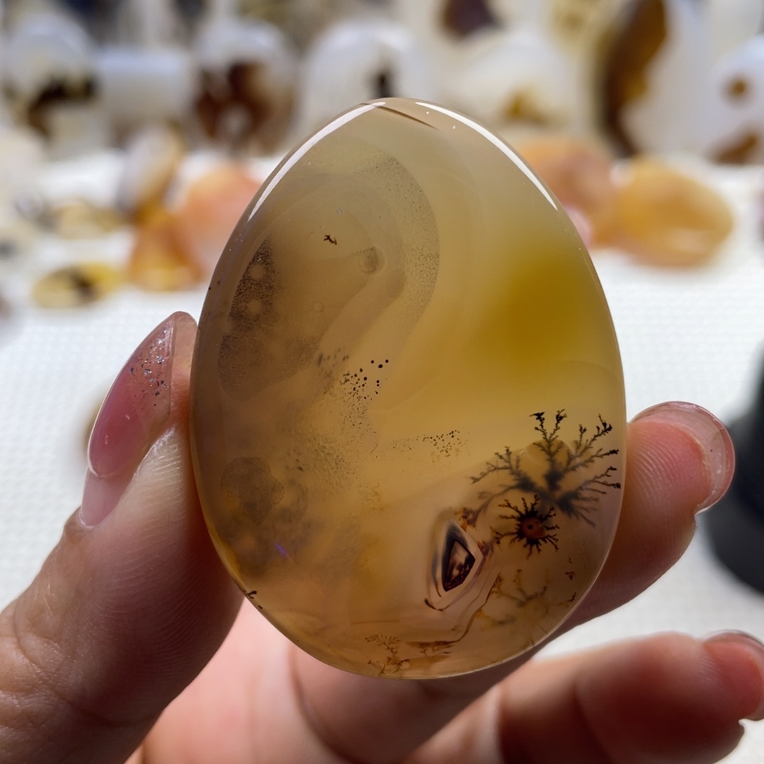 玛瑙/玉髓未镶嵌颈饰