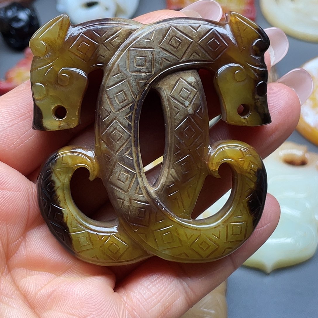 宁***远和田玉未镶嵌颈饰