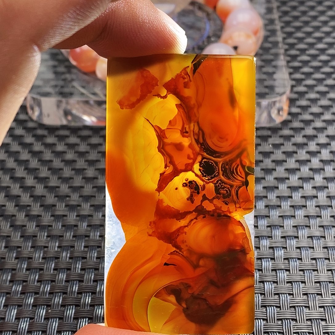 鲸***哥玛瑙/玉髓未镶嵌吊坠(不含链)