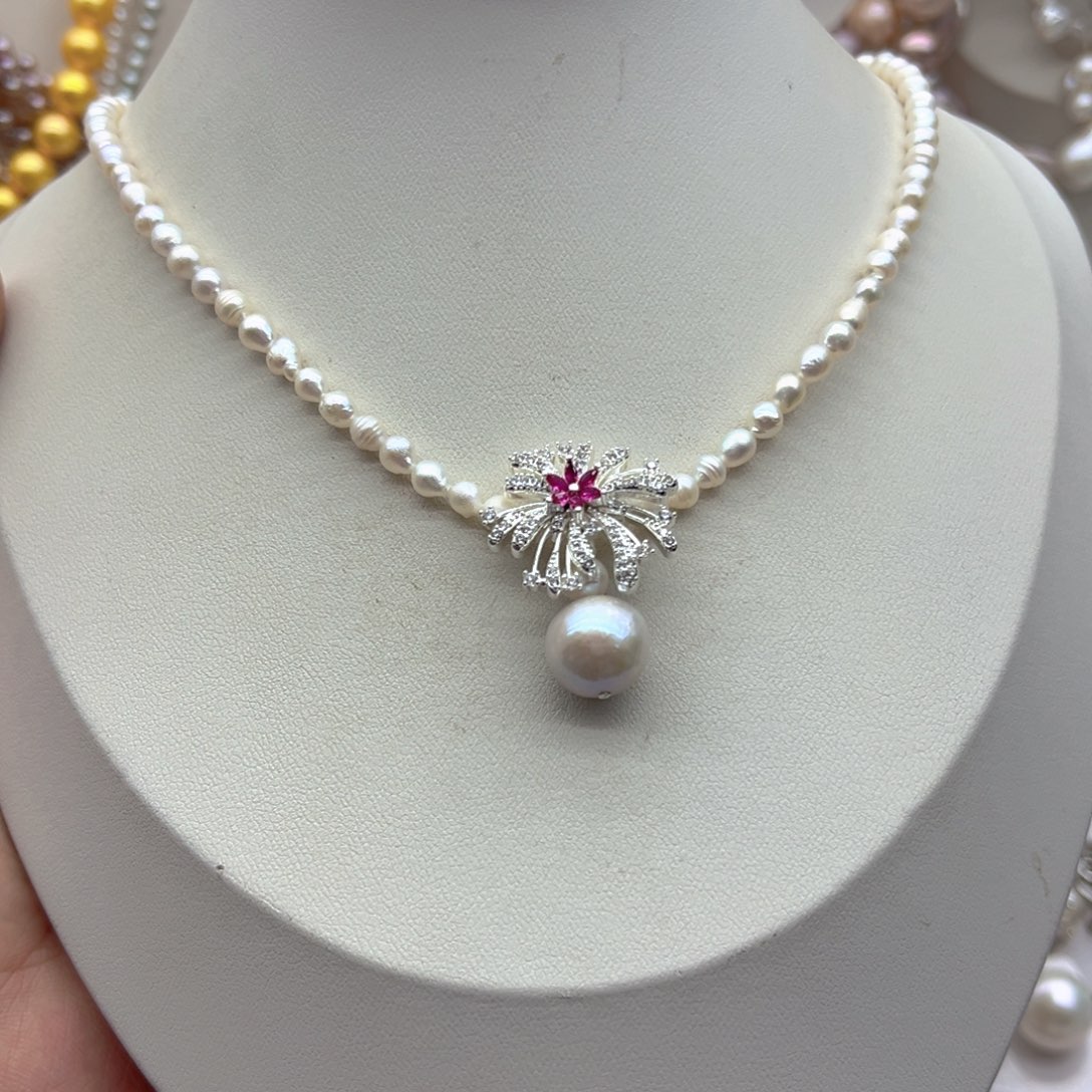 未镶嵌淡水珍珠颈饰