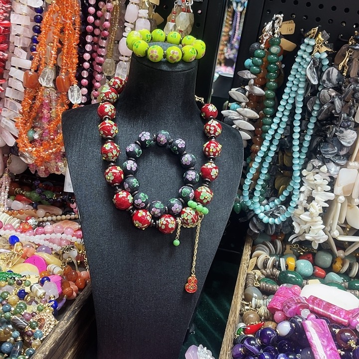 蔡***啦琉璃铜合金琉璃铜合金