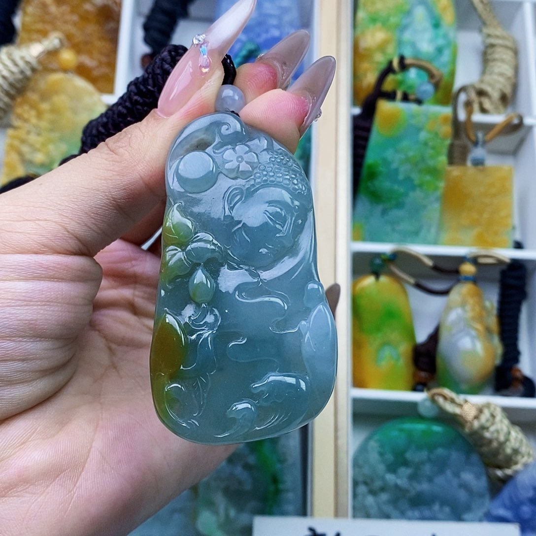 定制翡翠未镶嵌翡翠