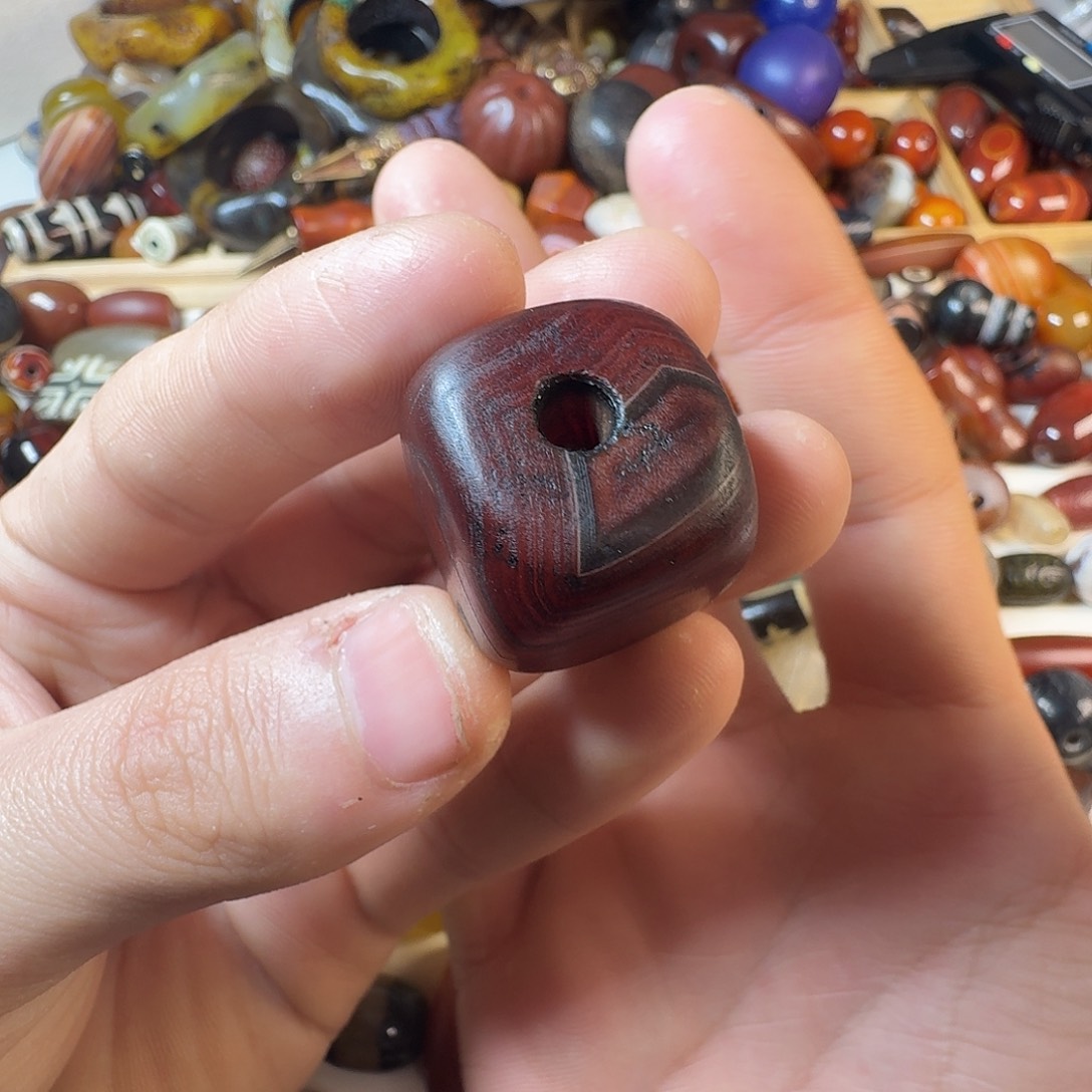 玛瑙/玉髓未镶嵌纯天然玛瑙珠子