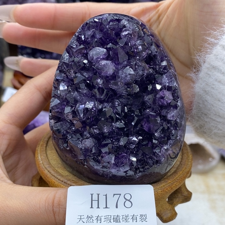 水晶大型摆件（非配饰）未镶嵌