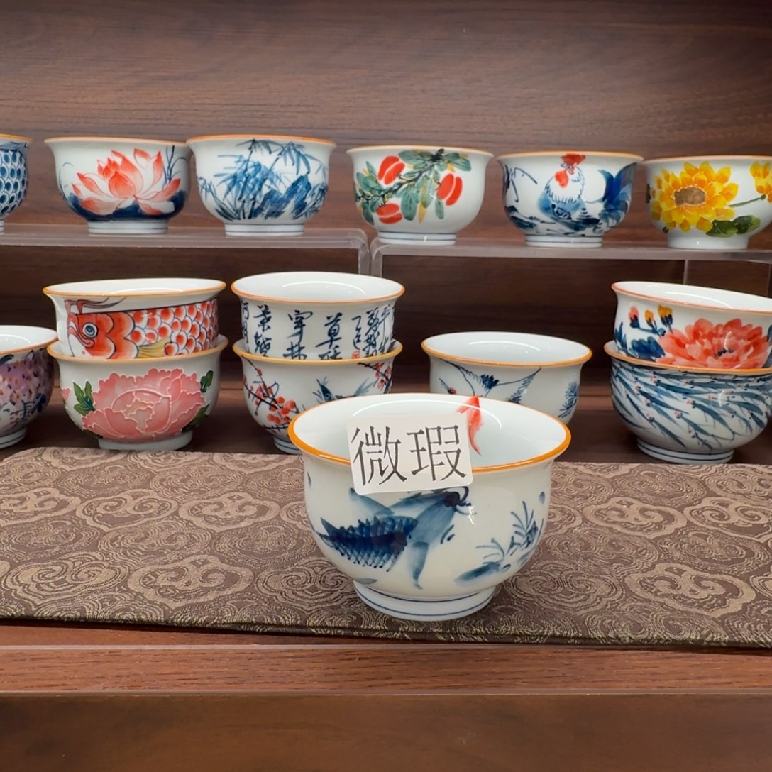 釉下手绘茶具微瑕