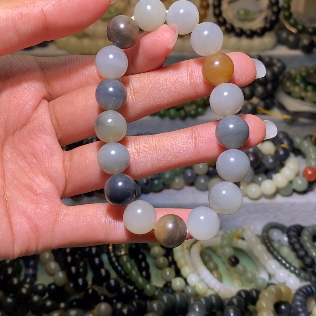 未镶嵌手链和田玉