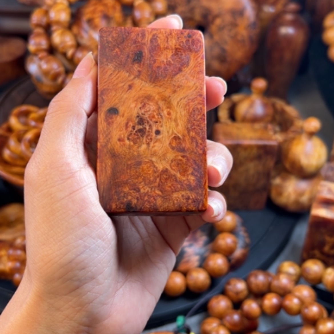 【闪购商品】松木（琥珀木）把件