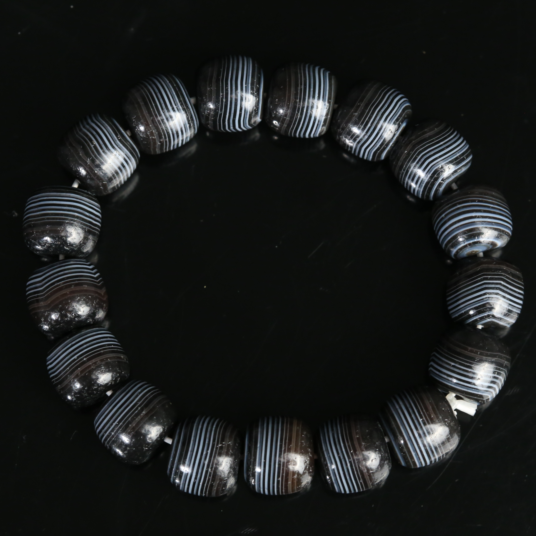 十七世纪缠丝玛瑙手串【华豫之门】AJD2512051021