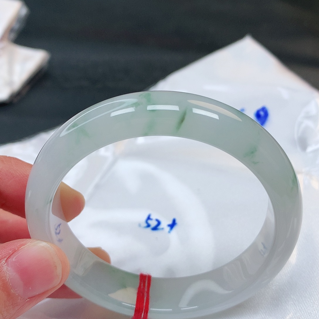 翡翠手镯未镶嵌82号