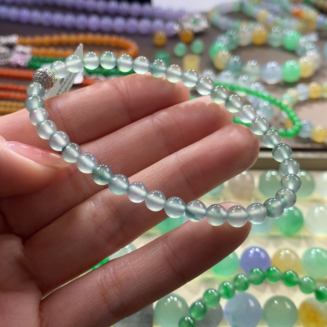 翡翠手链未镶嵌玻璃飘花卡5