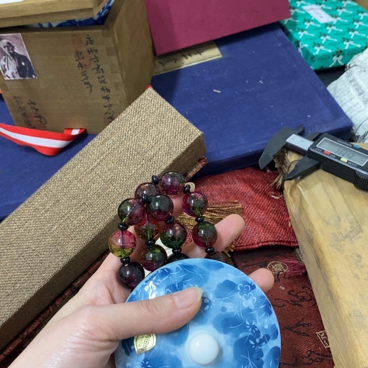 摆件中古工艺品一件