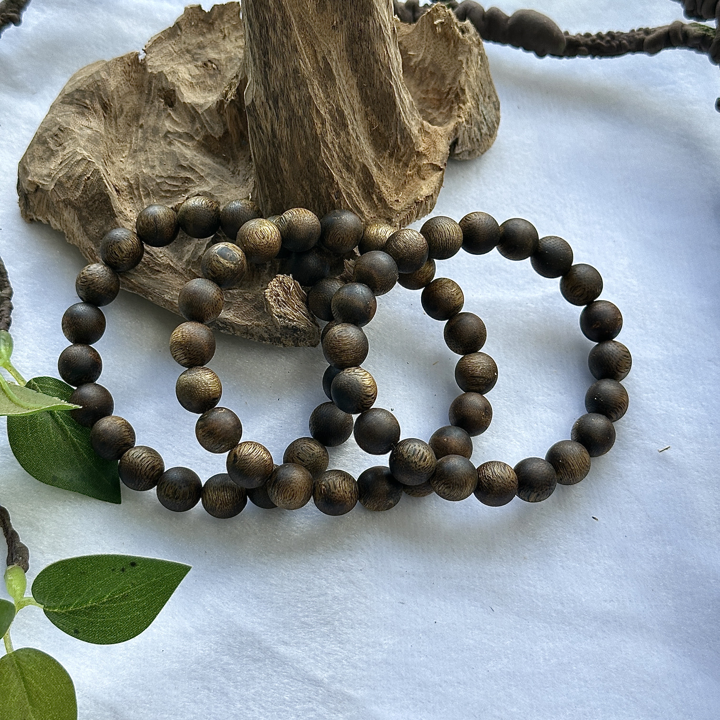 沉香10mm 6g+黎母山海南沉香圆珠手串 多样性发一