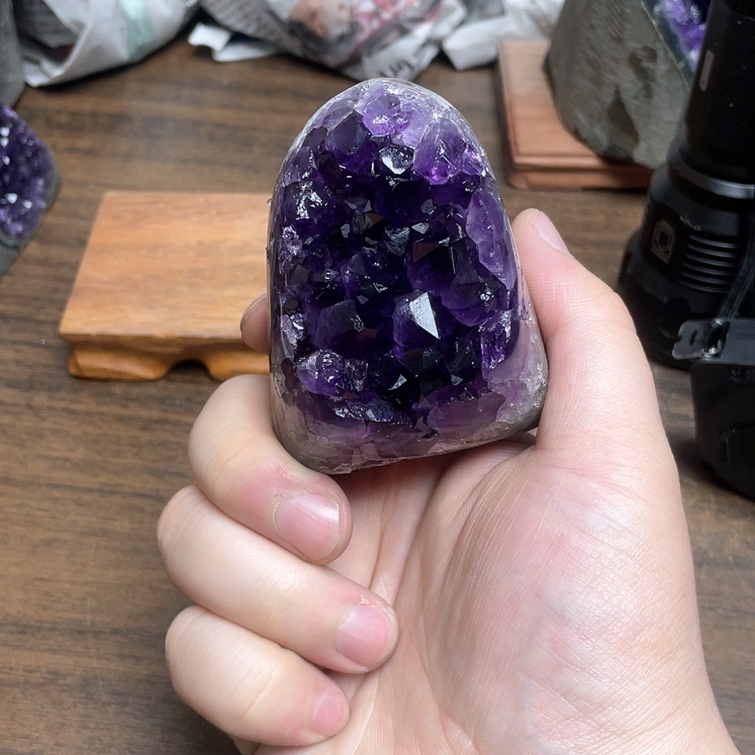 紫晶大型摆件（非配饰）未镶嵌