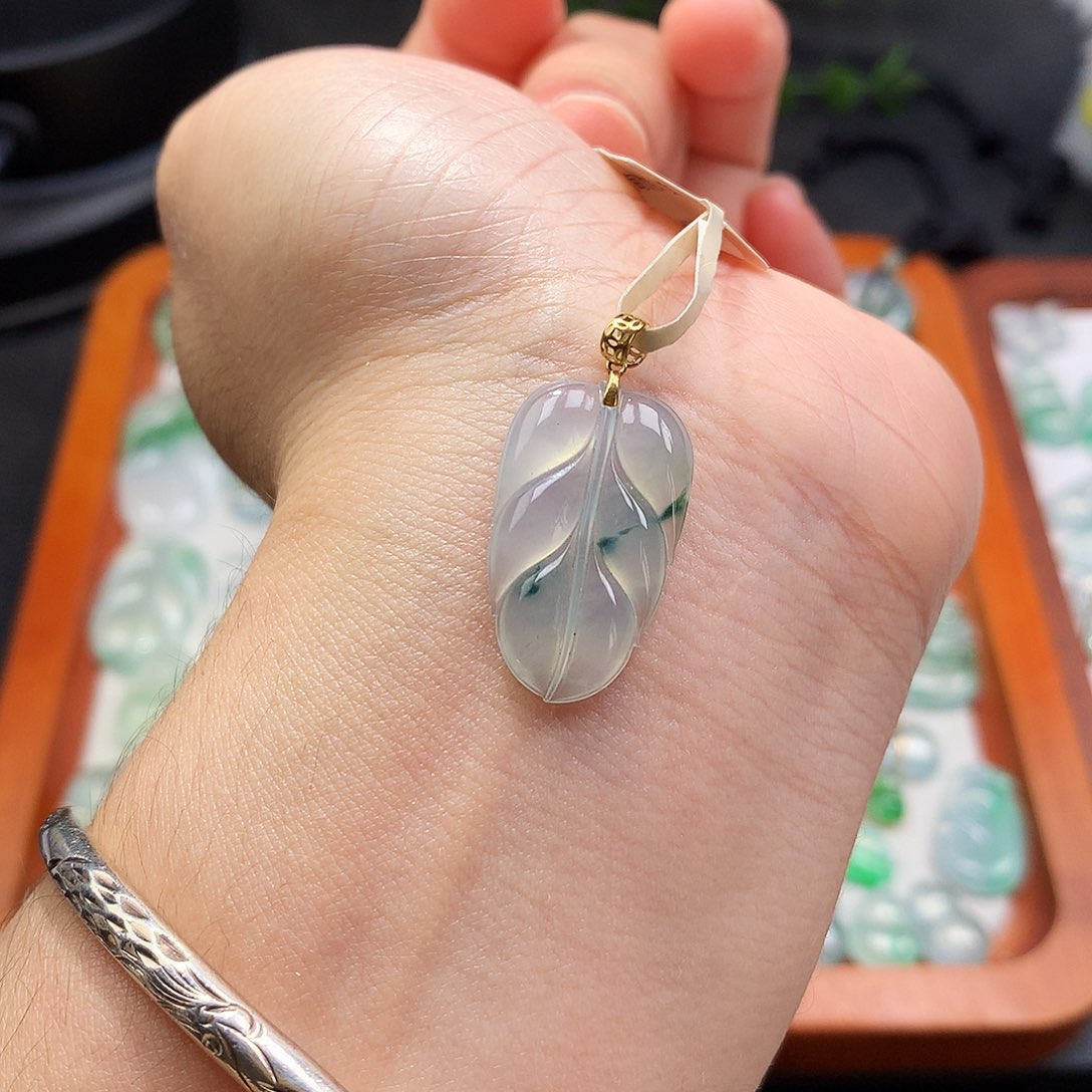 吊坠(不含链)未镶嵌翡翠叶子