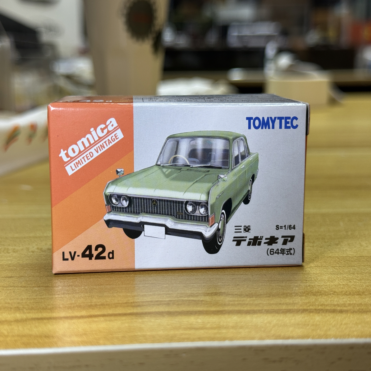 Tomytec多美卡1/64 TLV-42d 三菱Debonair  合金车模 