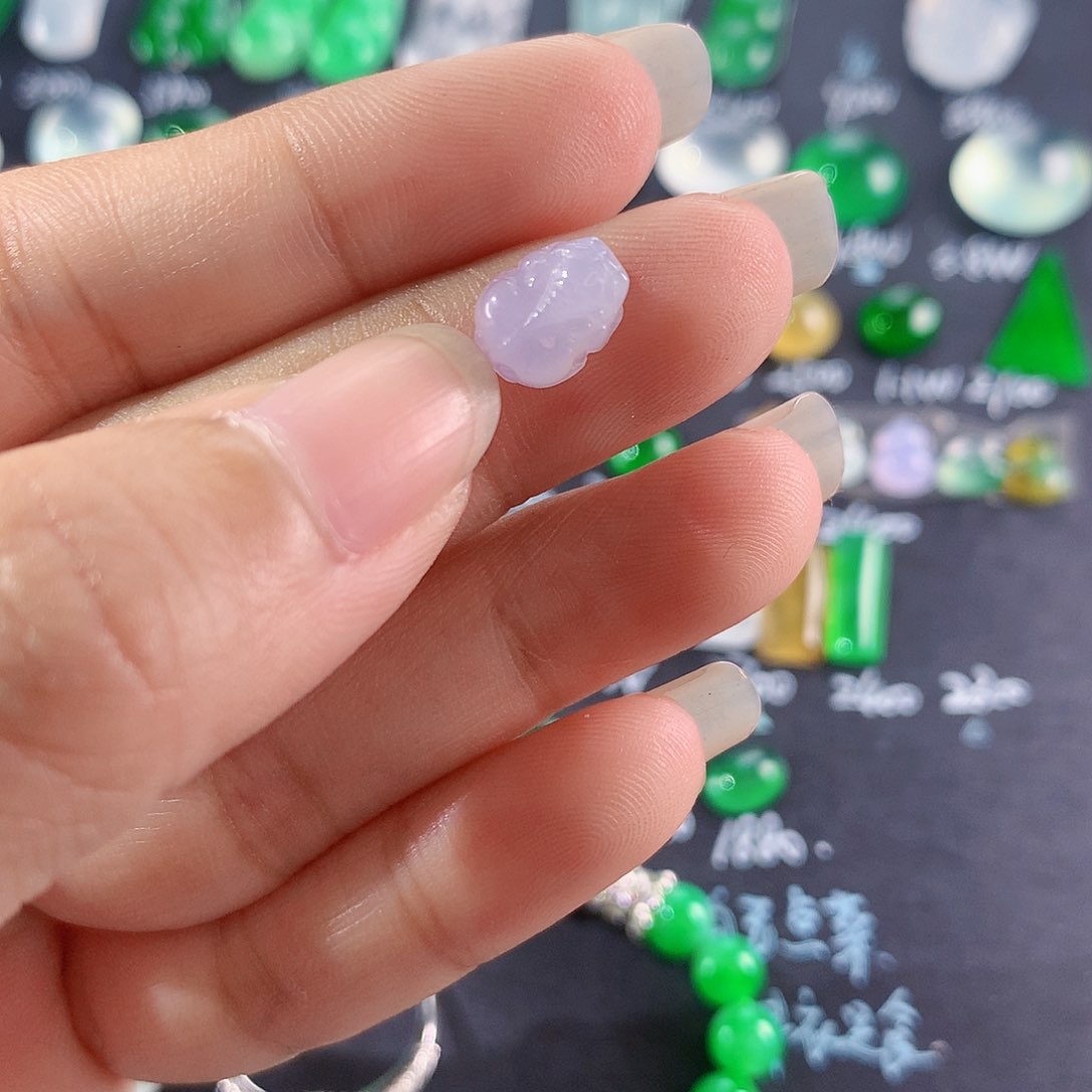 【闪购商品】翡翠颈饰未镶嵌紫貔貅