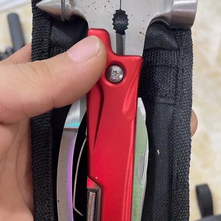 一个全新的有瑕疵啊退不换