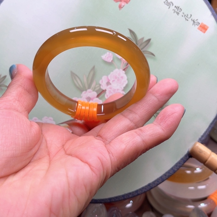 手镯玛瑙/玉髓未镶嵌