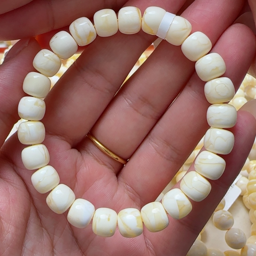 琥珀手链未镶嵌蜜蜡