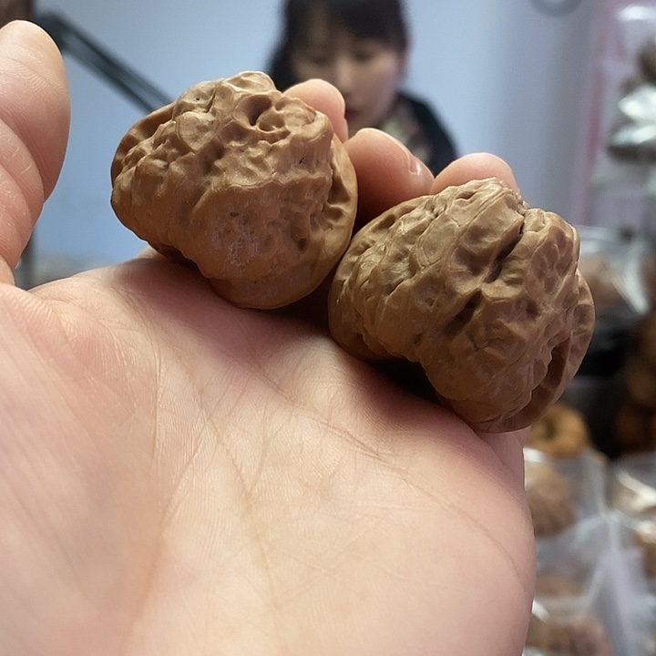 把件文玩核桃37.5蛤蟆头黄