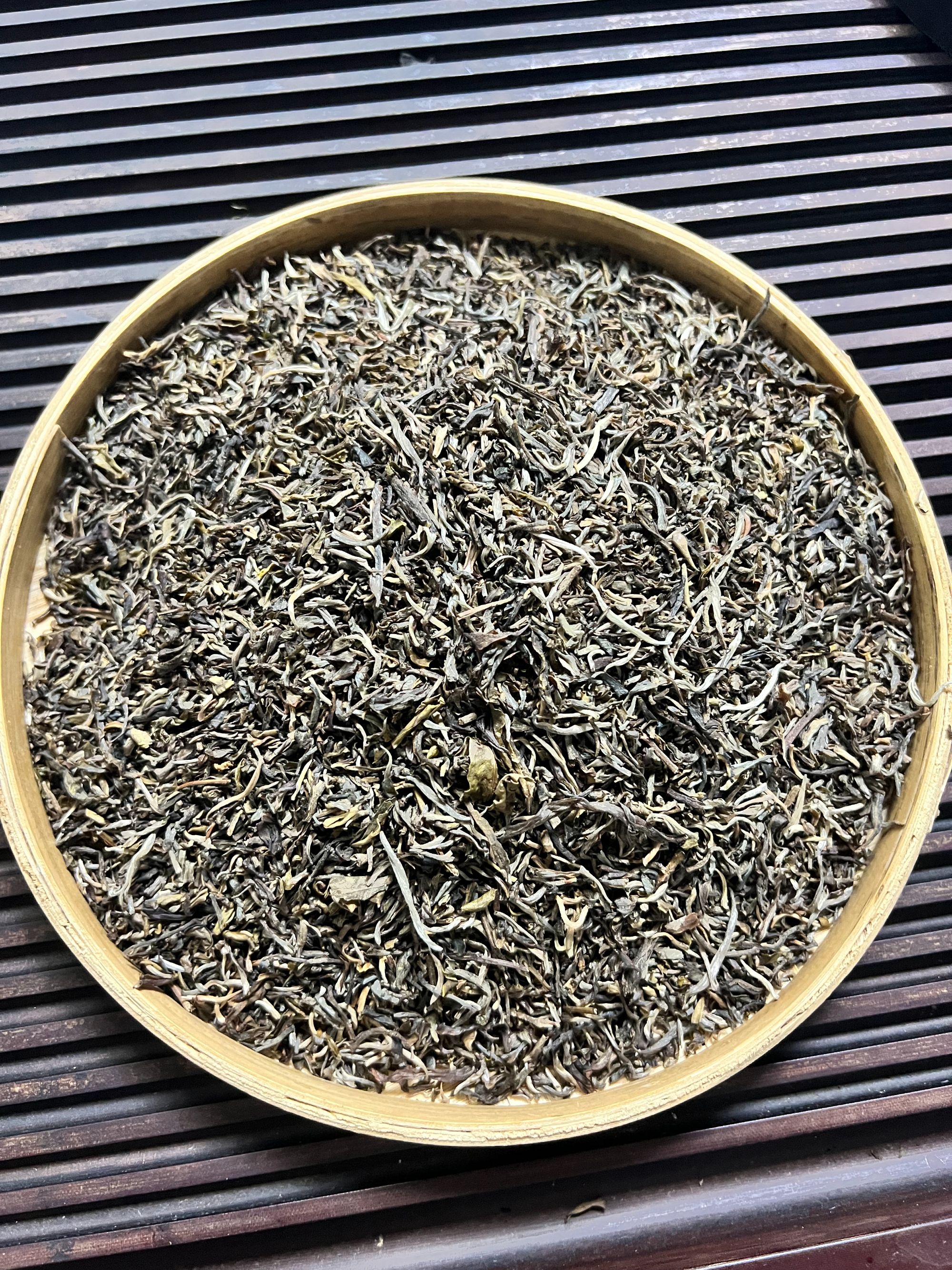 2025年老班章头春古树芽头碎末