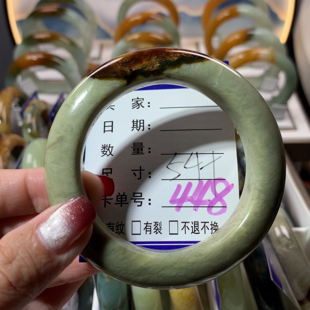 【闪购商品】蛇纹石玉手镯未镶嵌