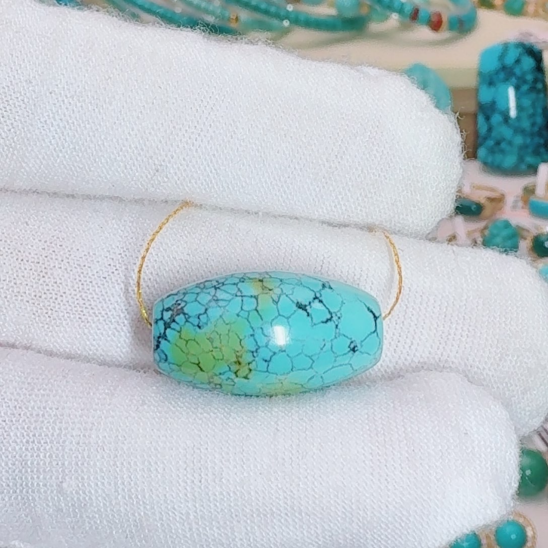 绿松石未镶嵌珠宝奇石