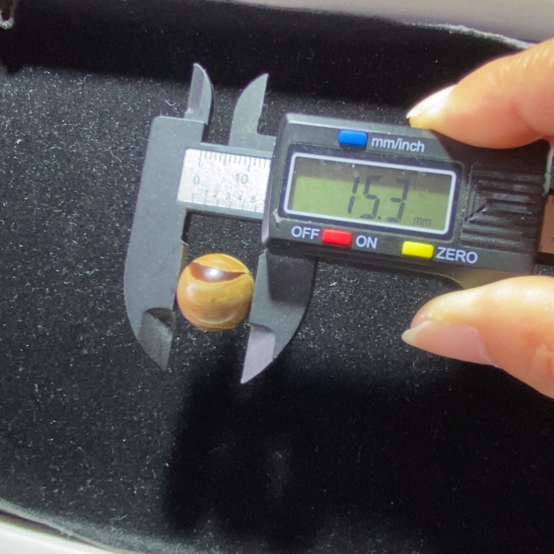 琥珀未镶嵌裸石根溶洞特色开口笑15.3 mm打1.2孔不退换