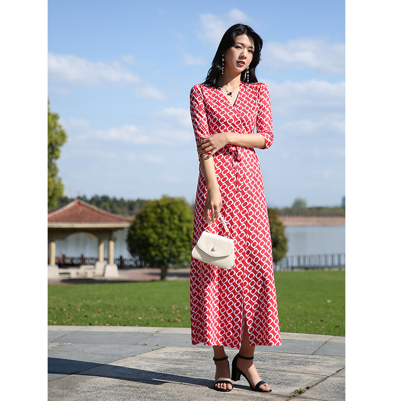 锁链印花裹身裙修身显瘦长裙一片式系带连衣裙PG DVF2025春夏新款