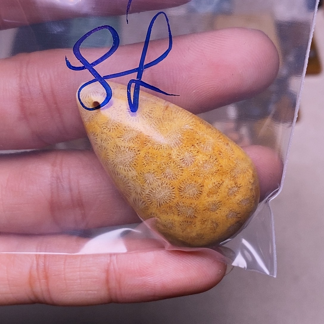 G***a硅化玉合金珊瑚玉