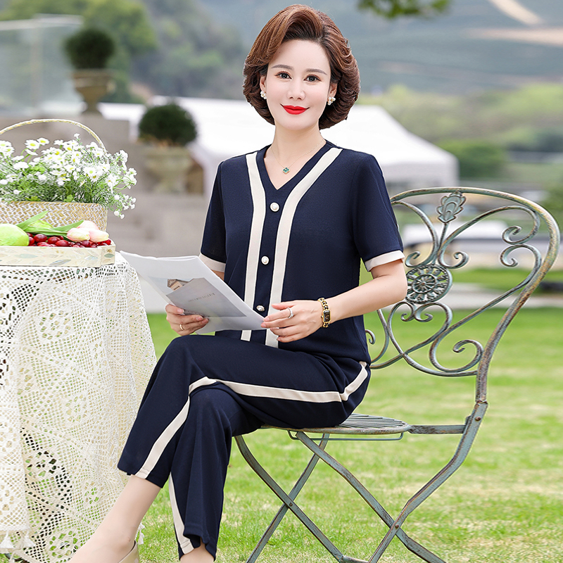 中老年妈妈装夏季冰丝时尚洋气V领九分裤中老年女装开衫两件套