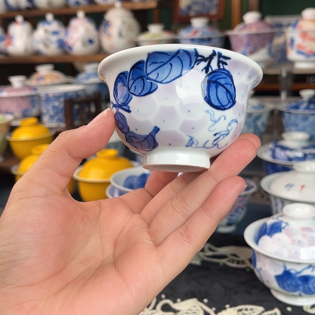 葡萄小压手60cc.           