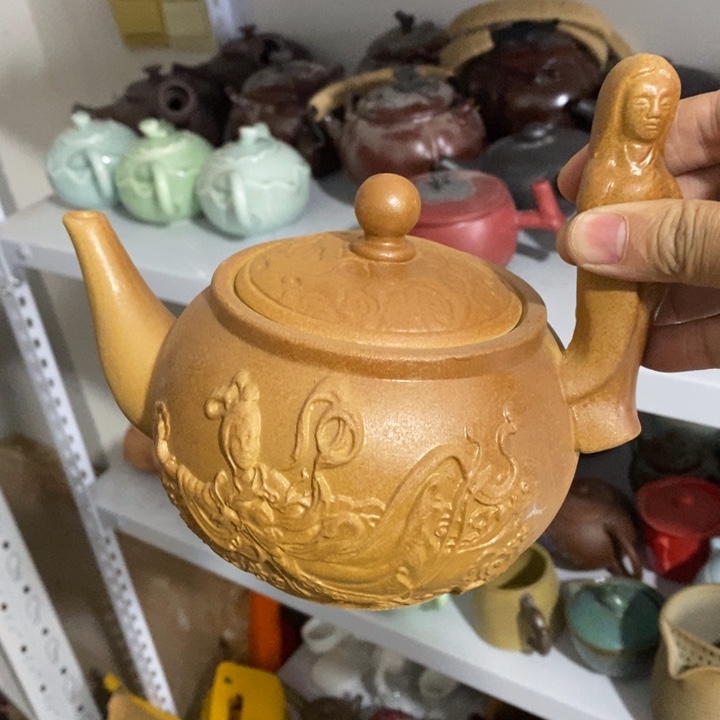 陶瓷艺术品及陶瓷壶