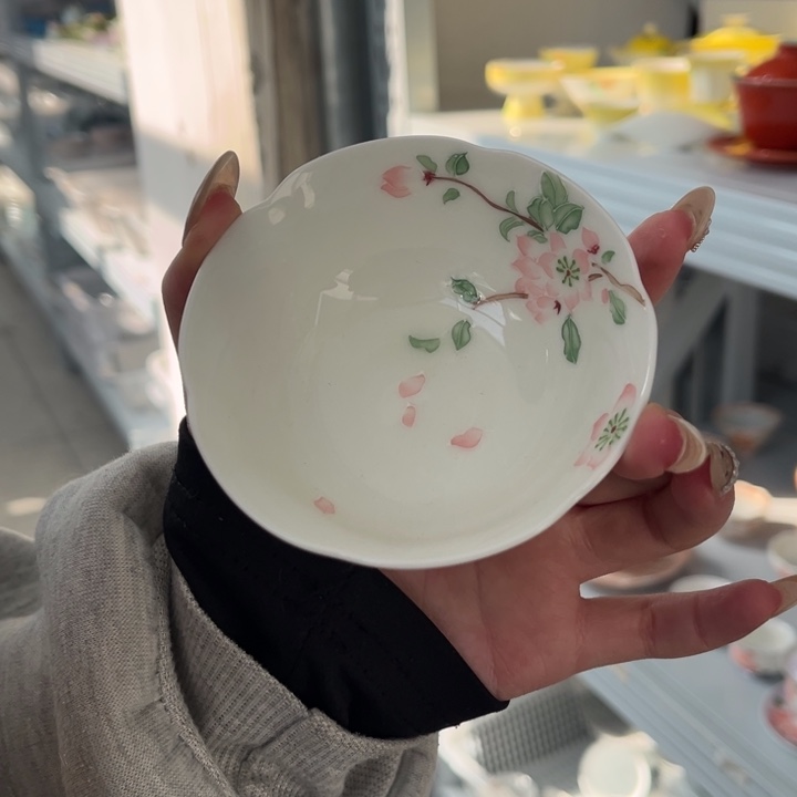 杯杯。              