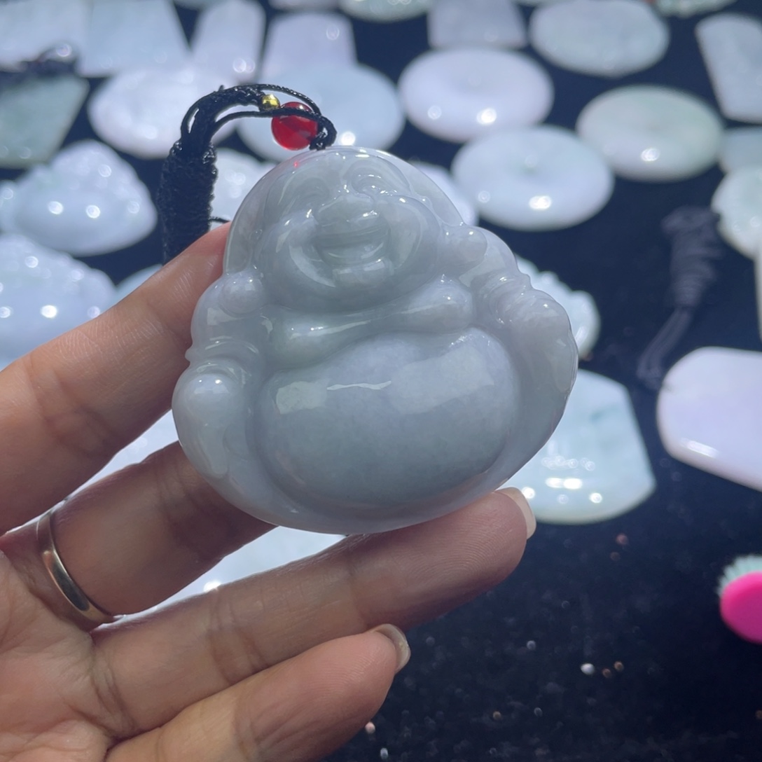 佳***阳翡翠未镶嵌颈饰佛公