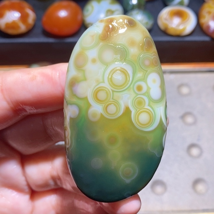 未镶嵌玛瑙/玉髓珠宝半成品9