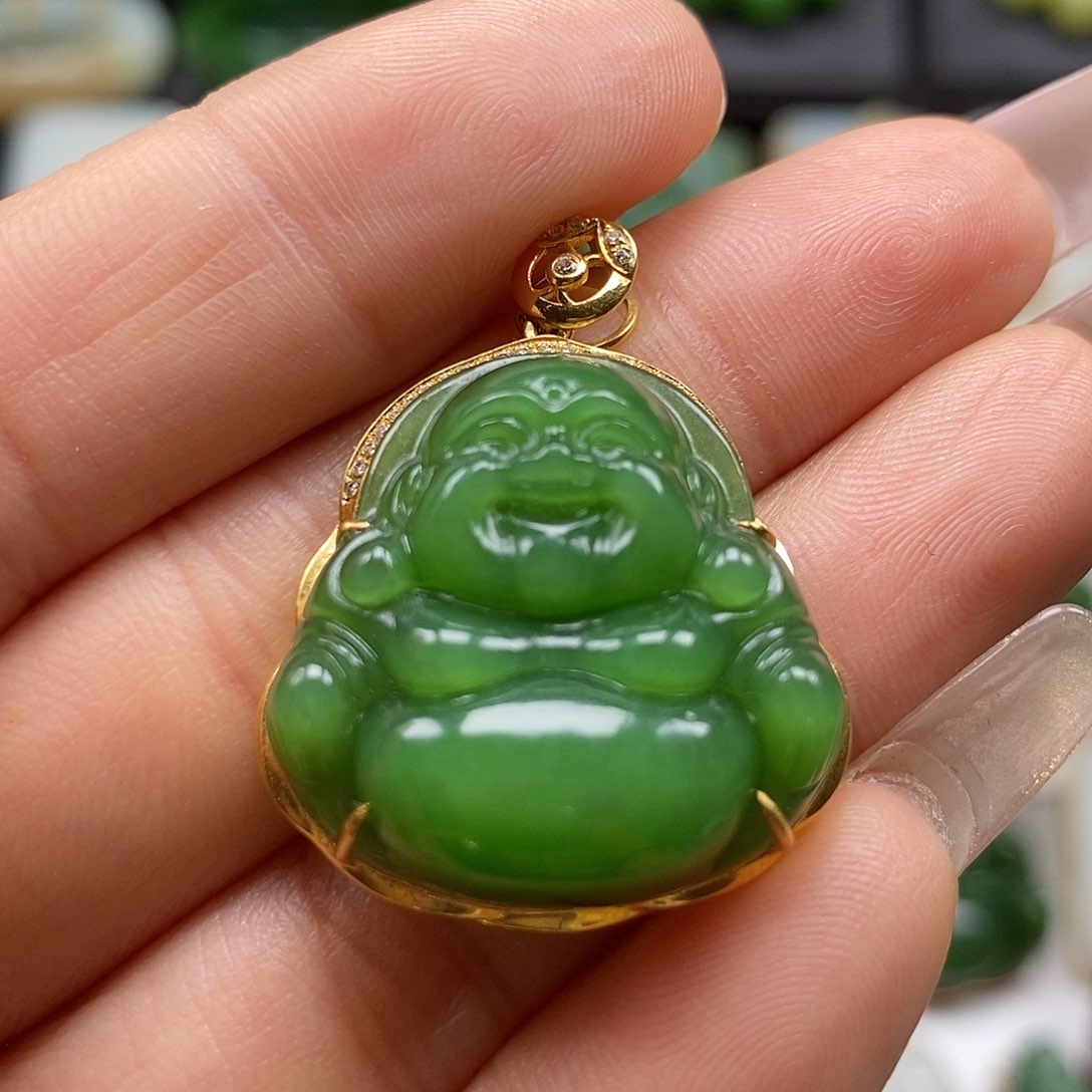 和田玉颈饰18K金镶嵌