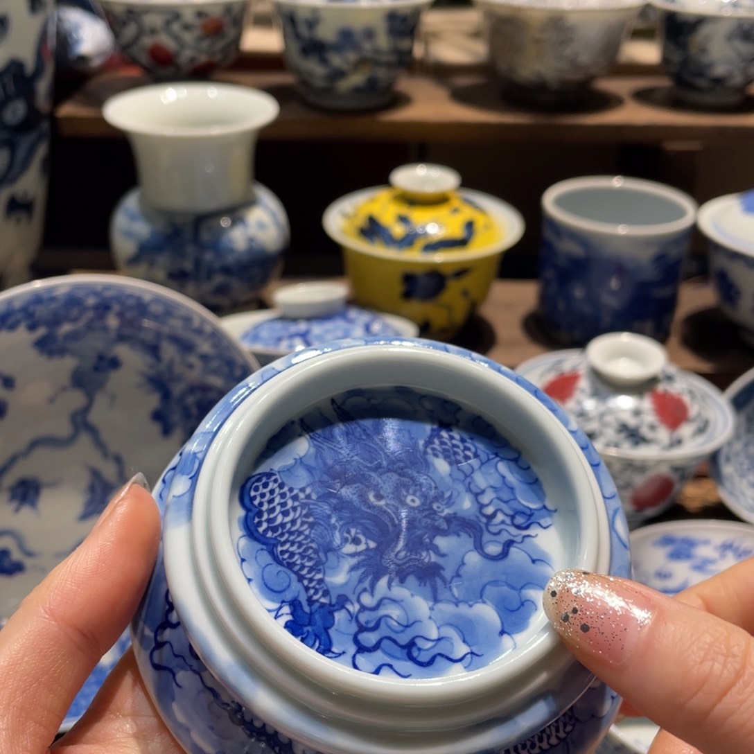 J*y健健康康平平安安