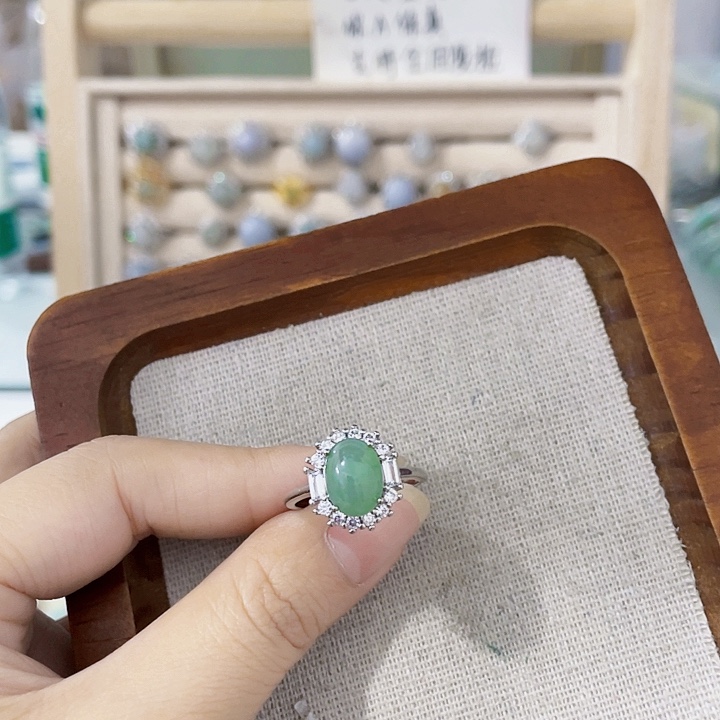 翡翠未镶嵌颈饰天然翡翠Ａ货