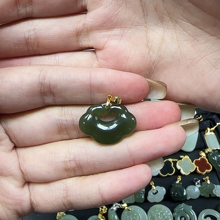 和田玉颈饰银S925镶嵌