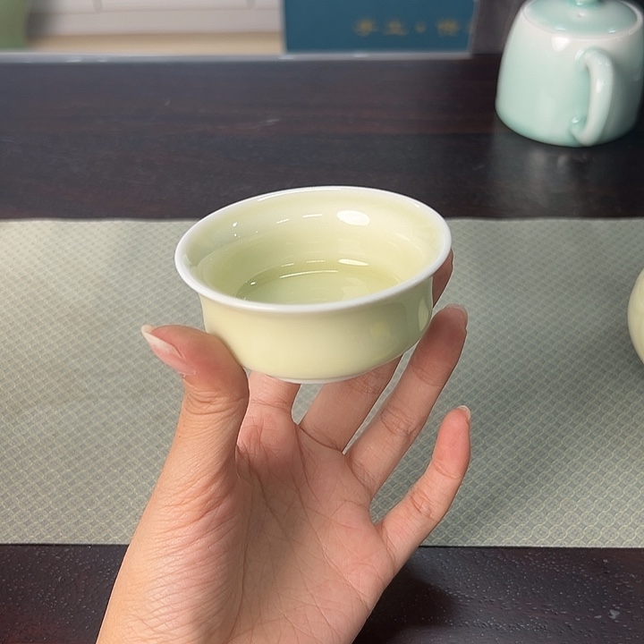 龙泉云间青瓷小米茶器