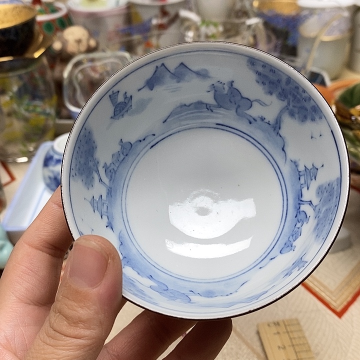 茶壶紫砂杯子的味道就好像被风压到没力气似的不