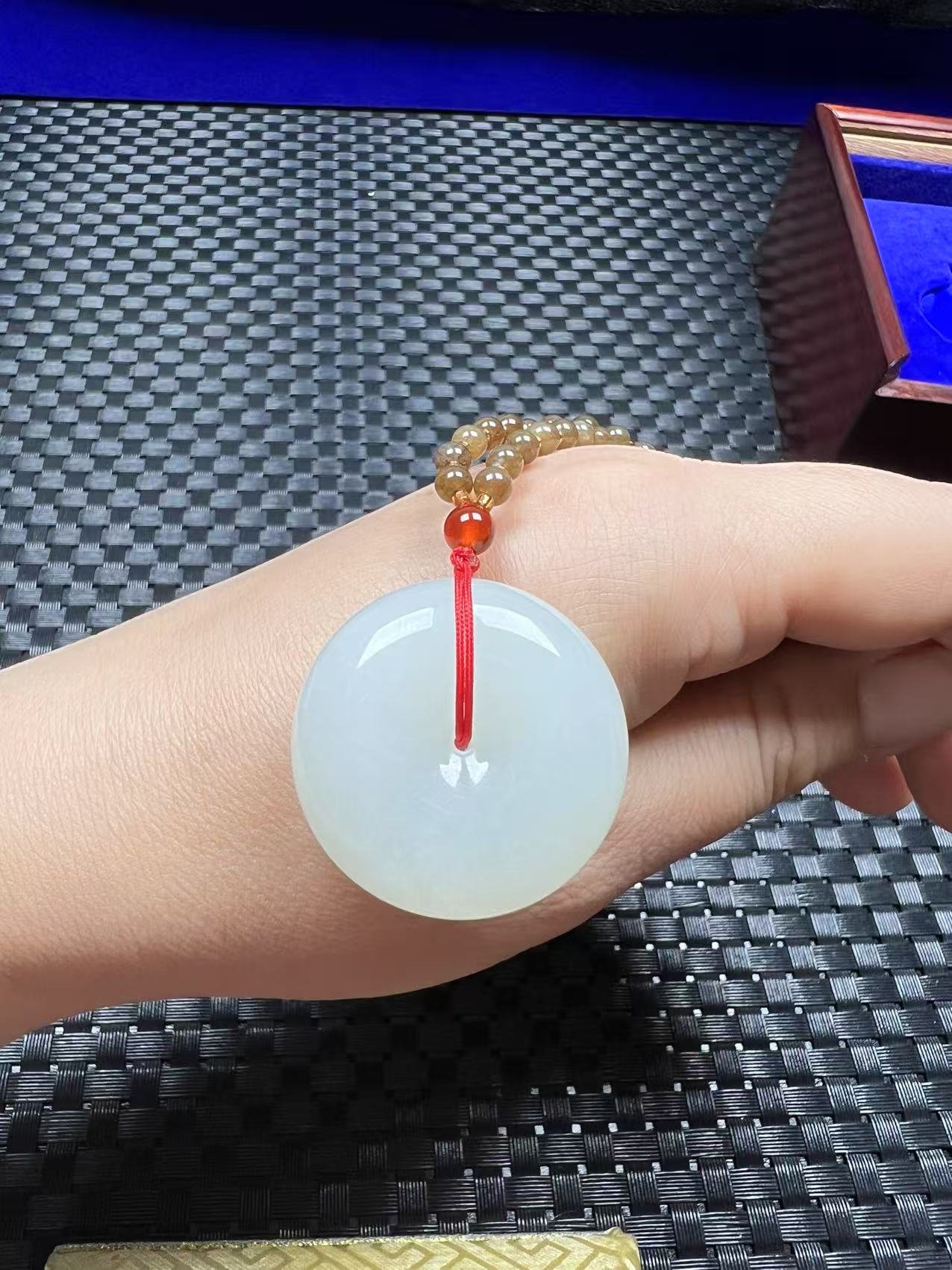 和田玉冰抵羊脂白玉平安扣