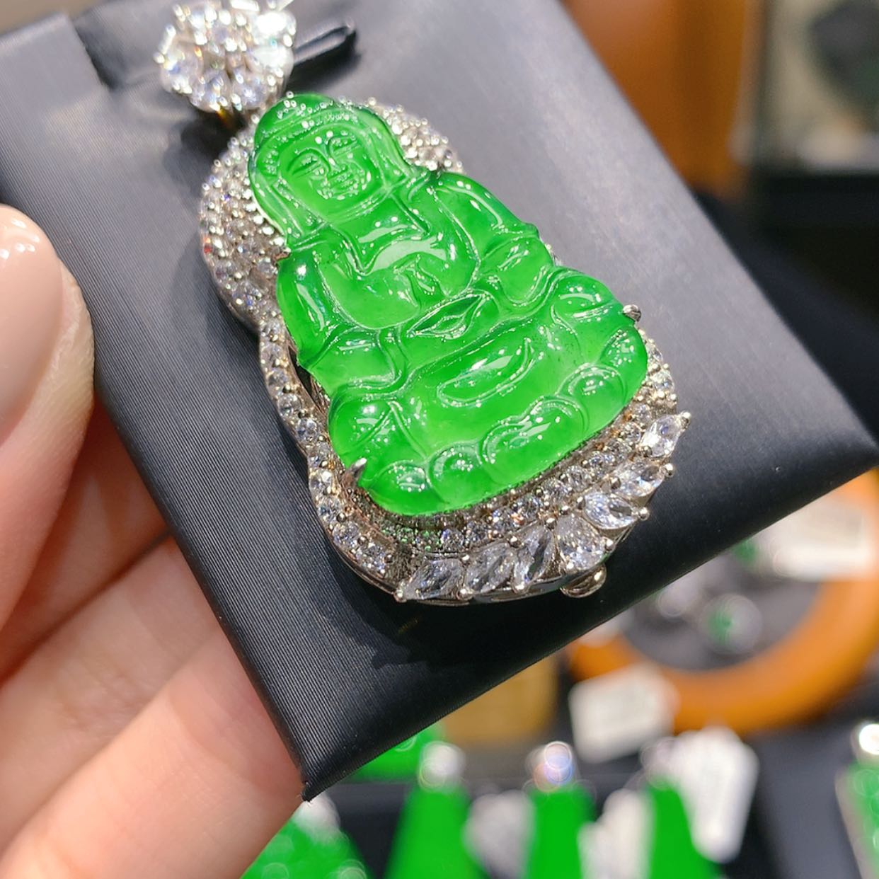 【闪购商品】颈饰银S925镶嵌翡翠4柒姐