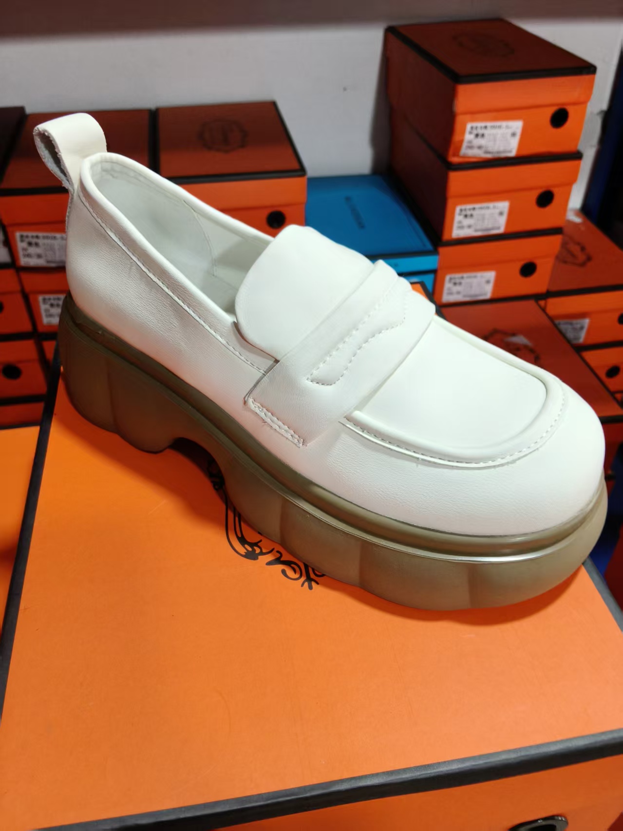 A128清仓厚底小皮鞋白色小个子复古玛丽珍鞋增高粗跟防水台乐福鞋