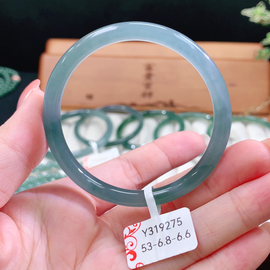 翡翠未镶嵌手镯天然