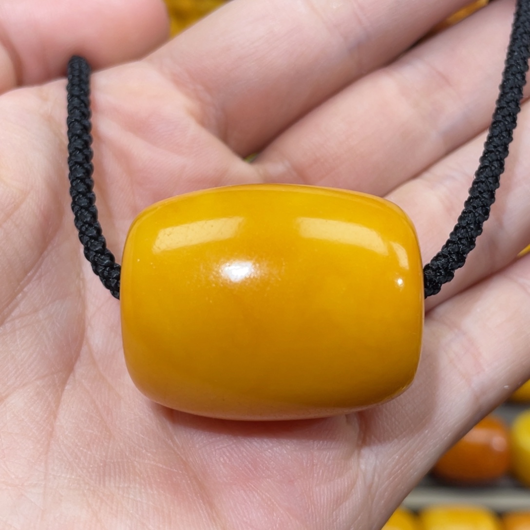 蜜蜡未镶嵌裸石桶子