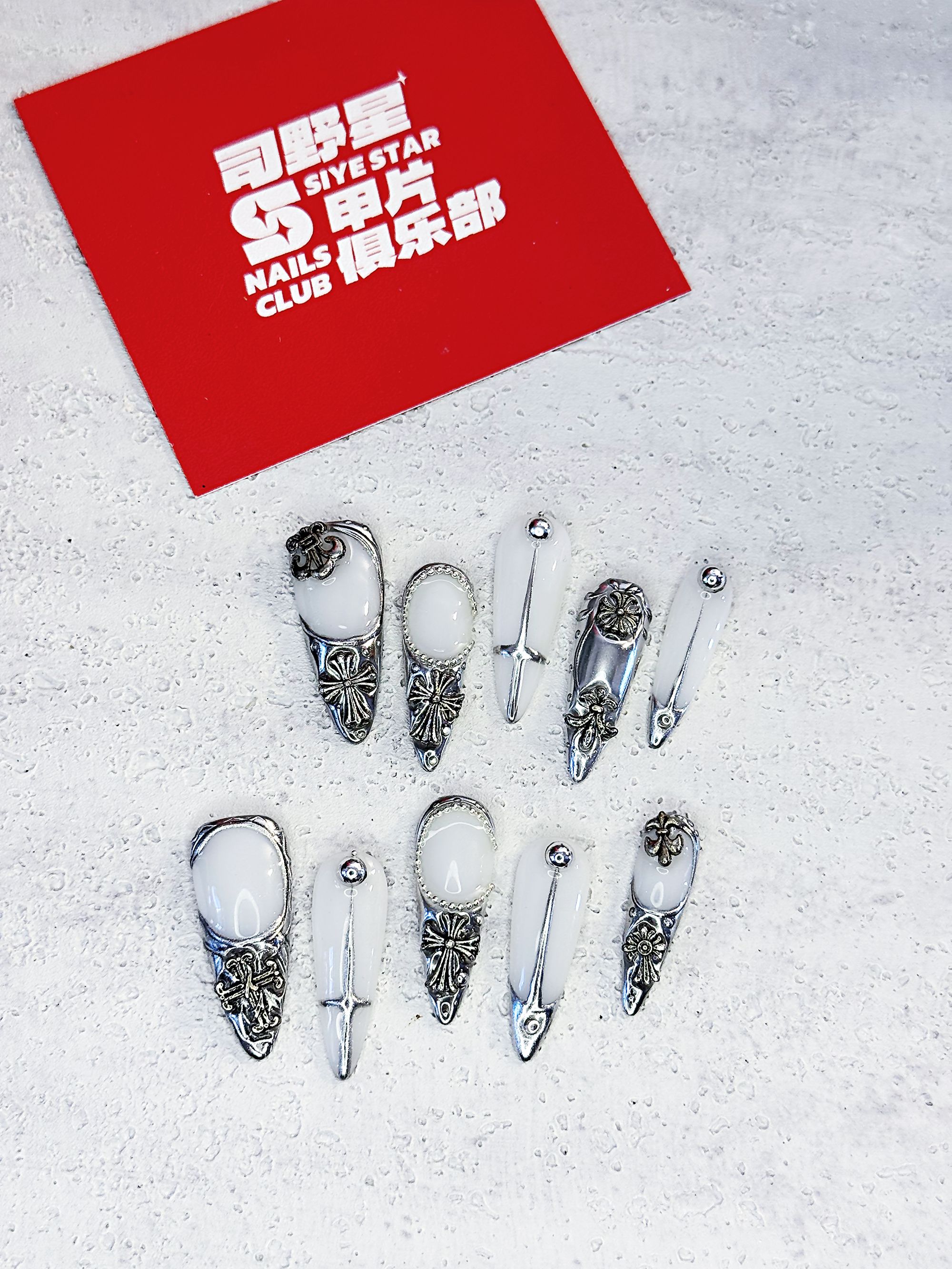 ［92］司野星甲片俱乐部•「银甲」克罗心金属风手工光疗甲片