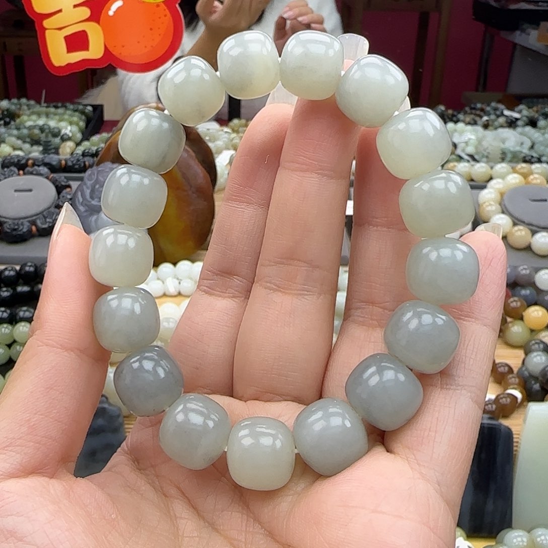 和田玉手链未镶嵌